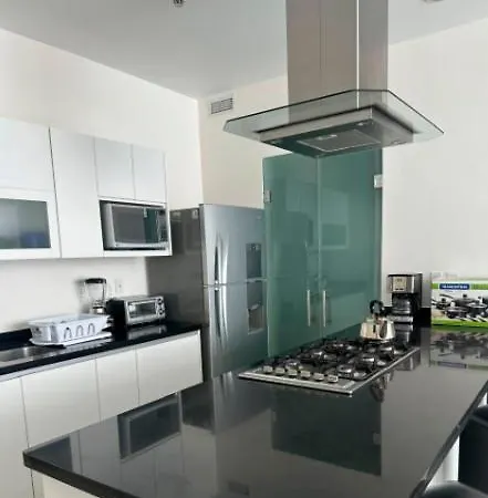 Torre Monet Apartment